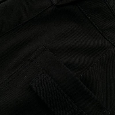 straight-leg trousers