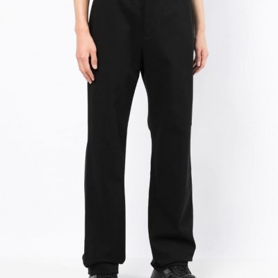 straight-leg trousers